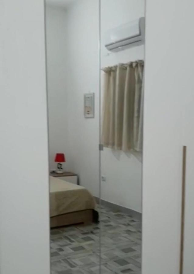 La Casa Di Franco Apartment Palermo Bagian luar foto